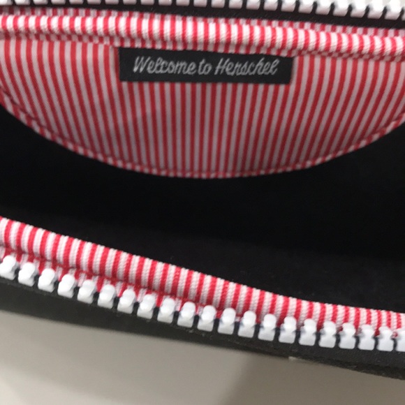 Herschel padded mini case - Picture 2 of 4